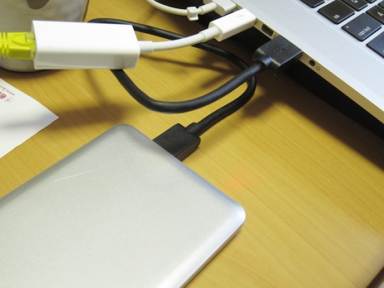 元の SSD を組んだ SSD ケース。